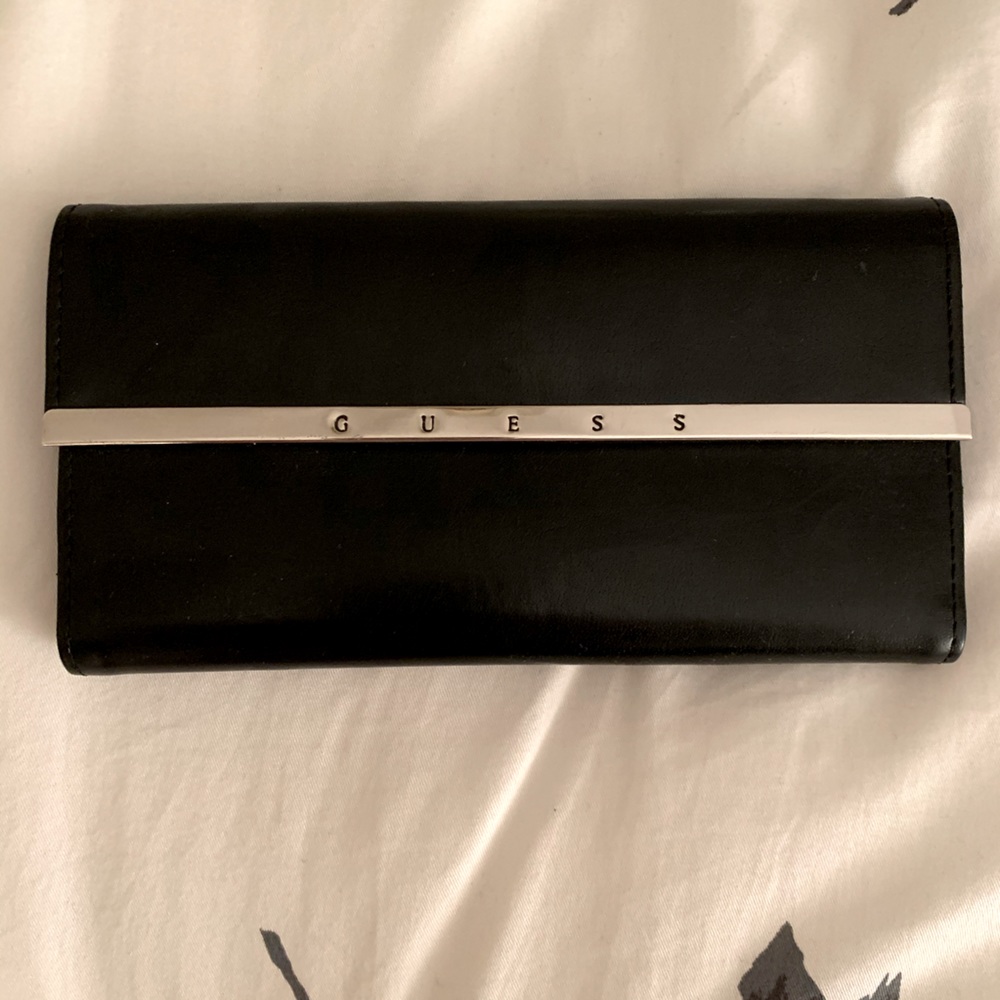 Guess wallet